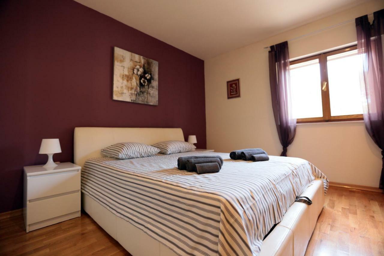Apartman Vrsalovic Sumartin Ngoại thất bức ảnh